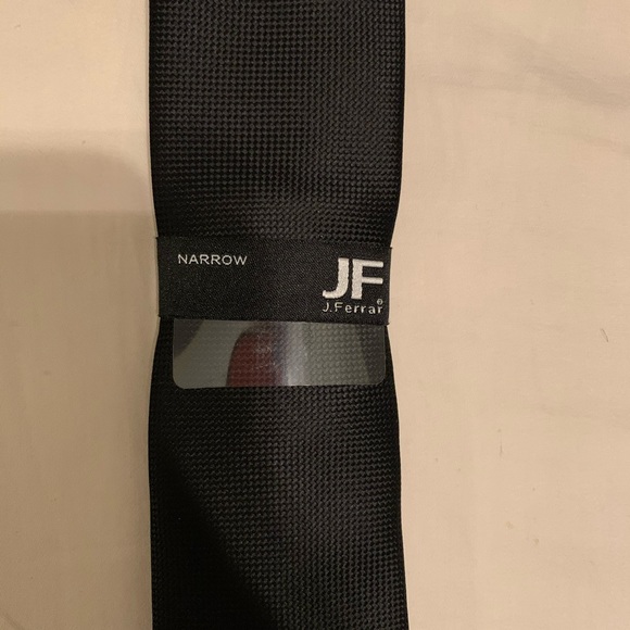 J. Ferrar Narrow Tie - Picture 4 of 4
